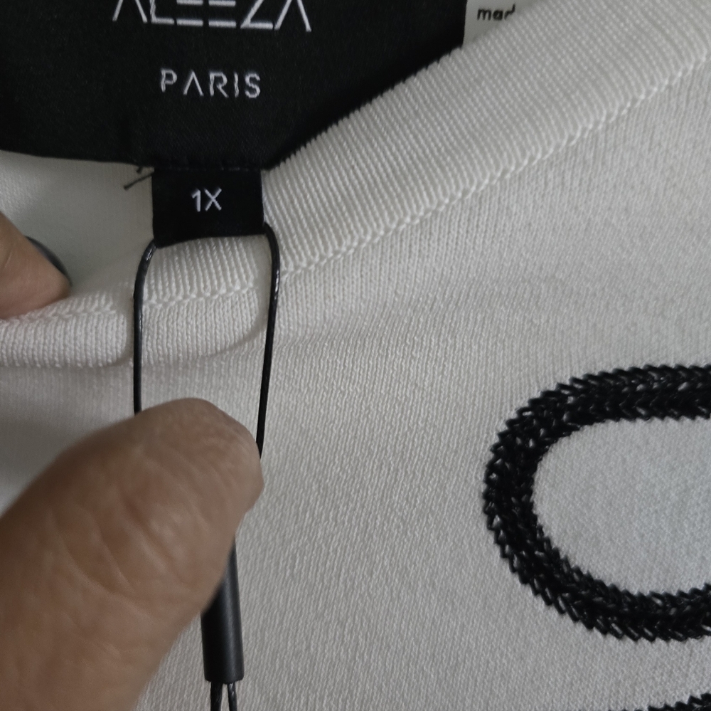 Aleeza Paris White Sweater with Black Leaf Design - Picture 4 of 6